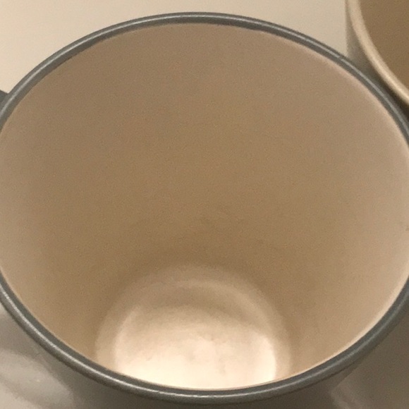 Two Ceramic Mugs - Picture 11 of 11